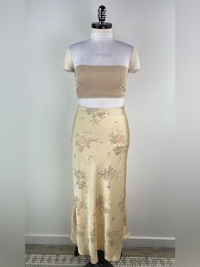 💚 3571. Floral Bias Slip Maxi Skirt in Cream
